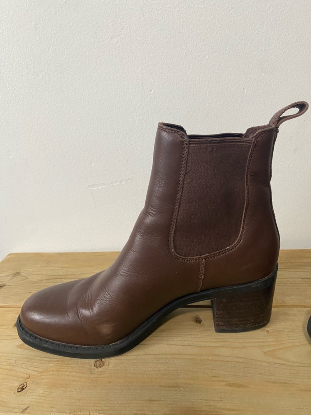 Cougar Fargo Brown Leather Chelsea Block Heel Ankle Boots 9M - Picture 4 of 12